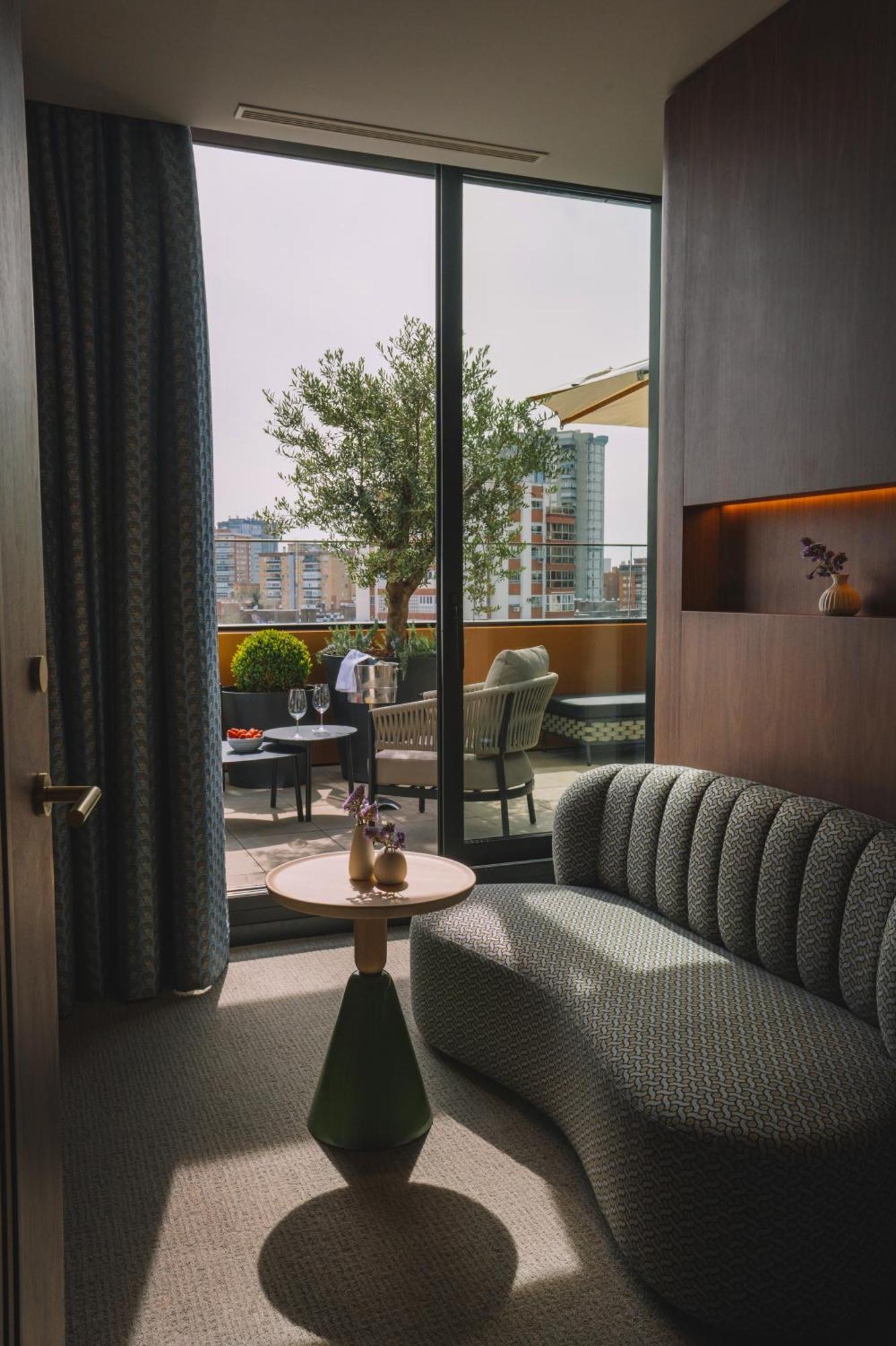 Hotel Pinar Plaza Madrid Exterior foto